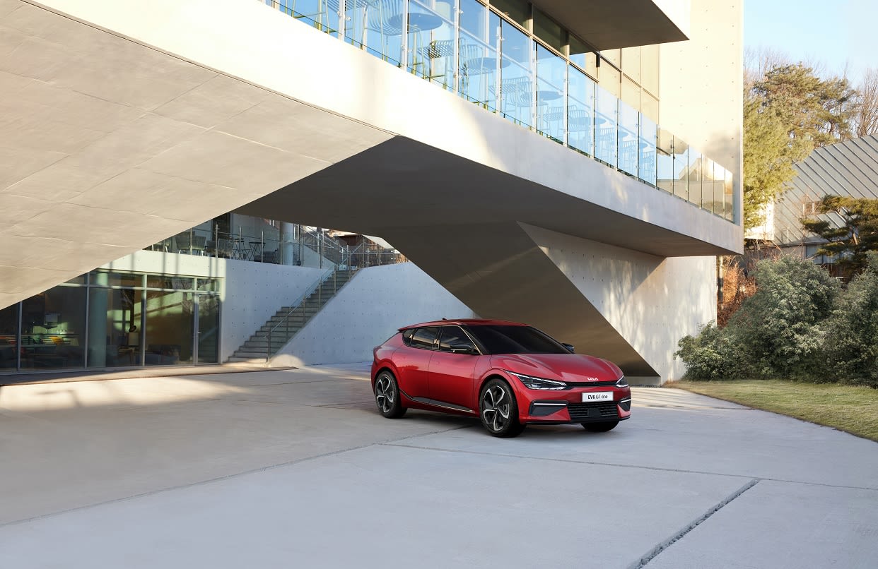 EV6_GT_Line_Front_3-4