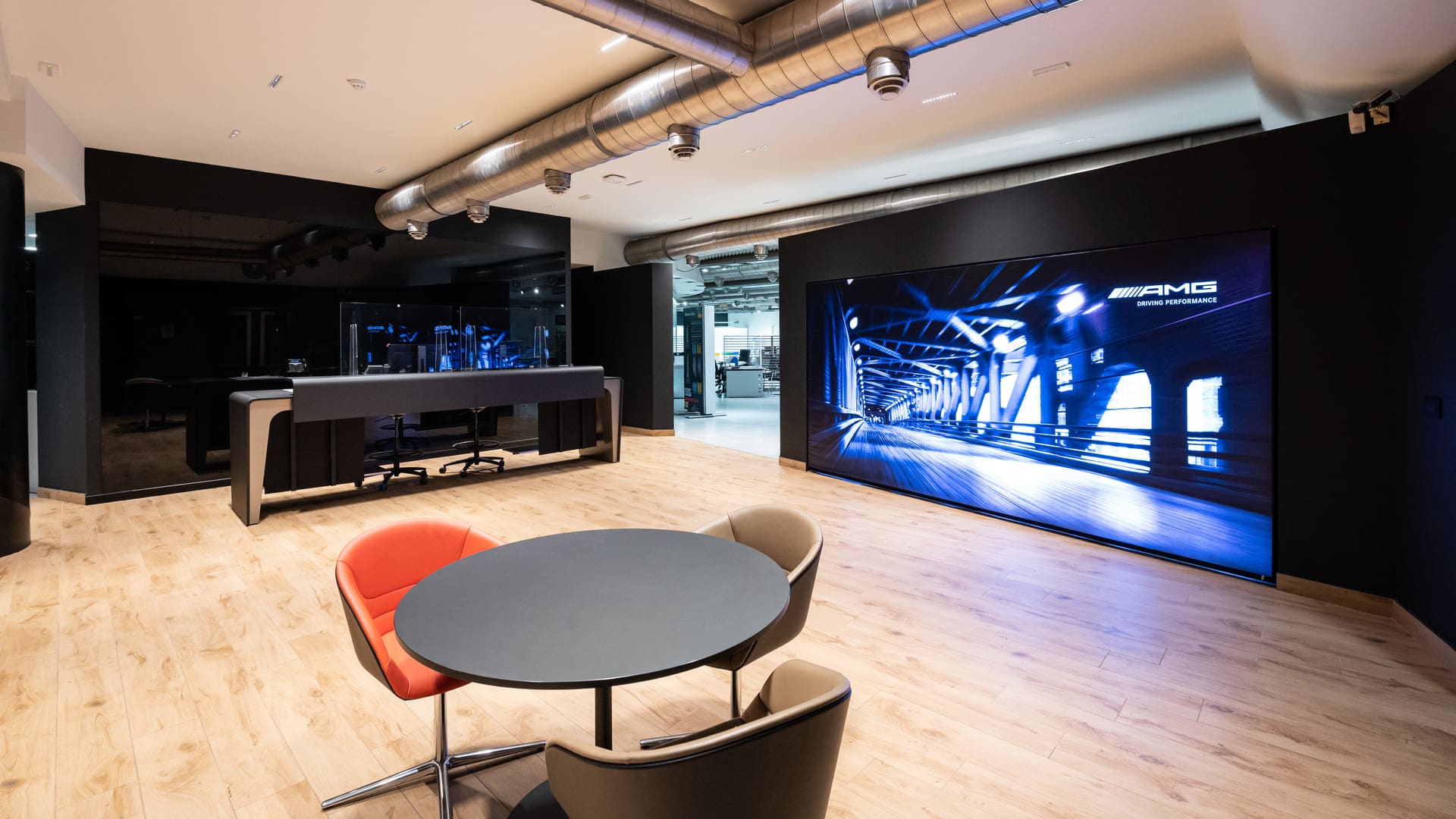 Filiale di Roma Zoe Fontana showroom Filiale di Roma Zoe Fontana showroom