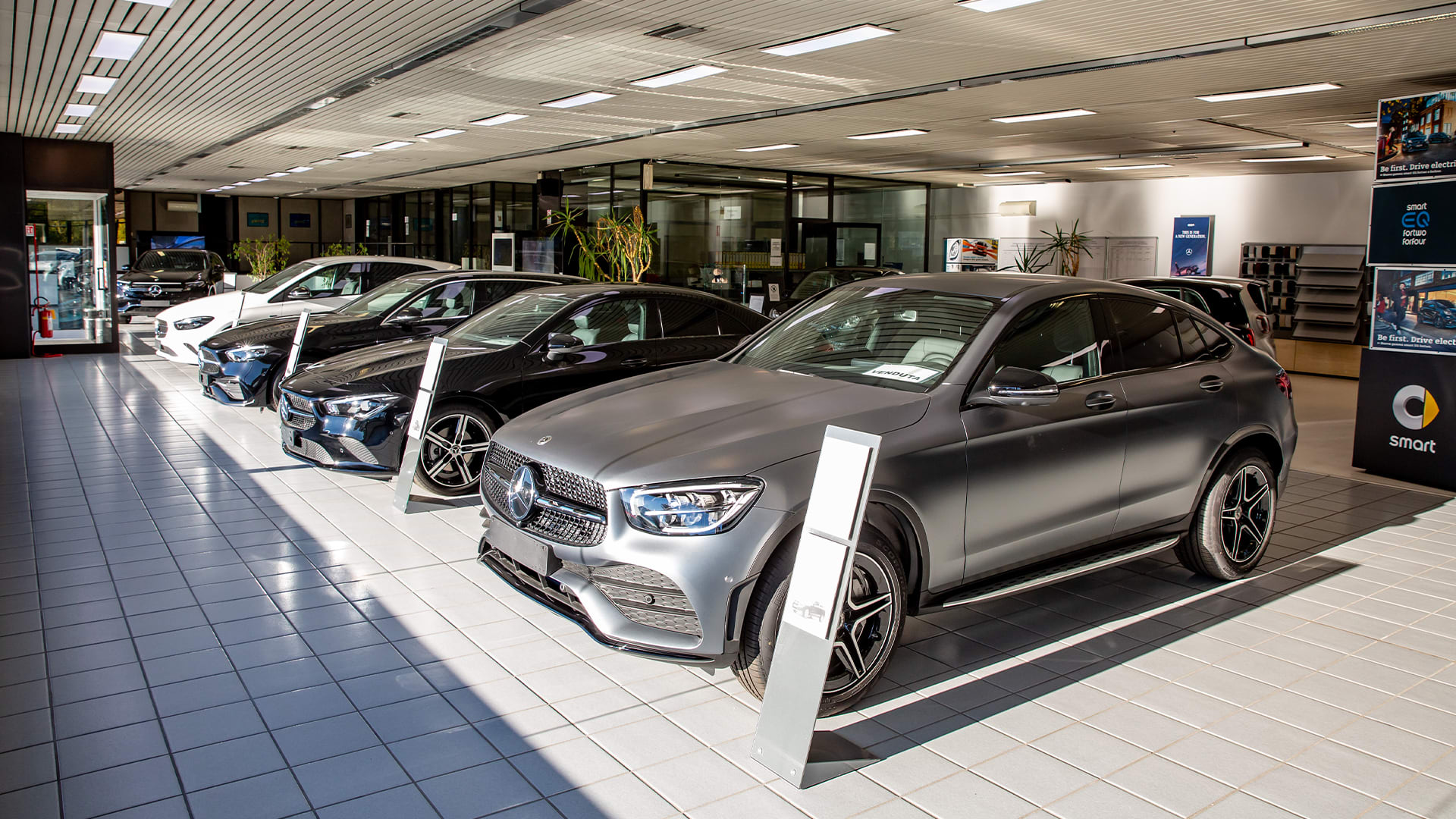 Filiale di Biella Mercedes-Benz Filiale di Biella Mercedes-Benz