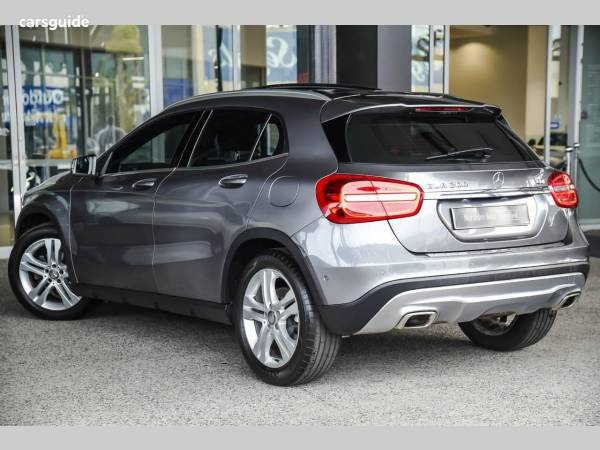 Mercedes Benz Gla200 Hatchback For Sale With Roof Racks