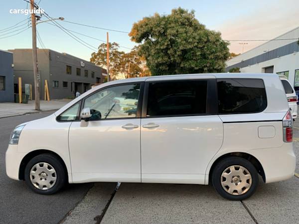 Toyota Noah Townace 1997 2001 Youtube