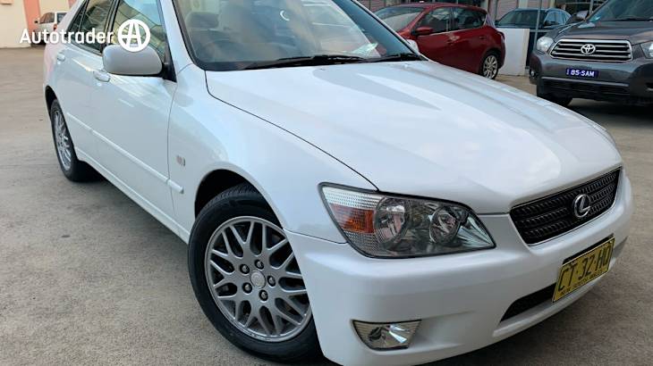 2003 Lexus Is200 Gxe10r Sports Sedan 4dr Auto 4sp 2 0i For Sale