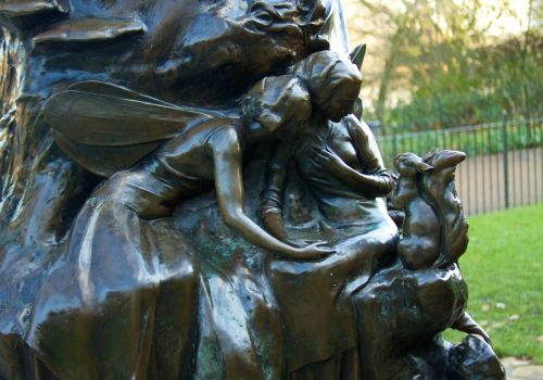 Peter Pan Statue
