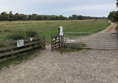 Gate