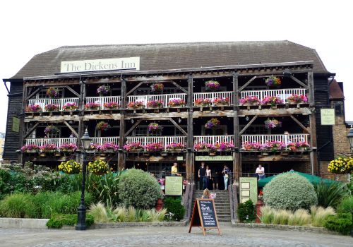 The Dickens Inn