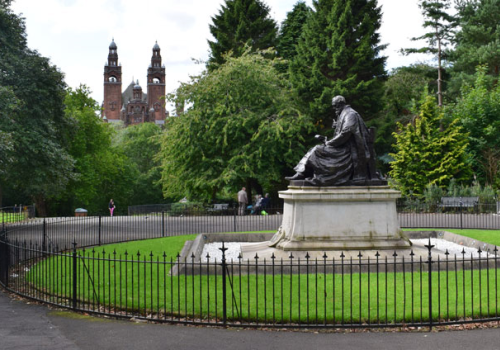 Lord Kelvin Statue