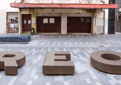 'REO' sculptured seating