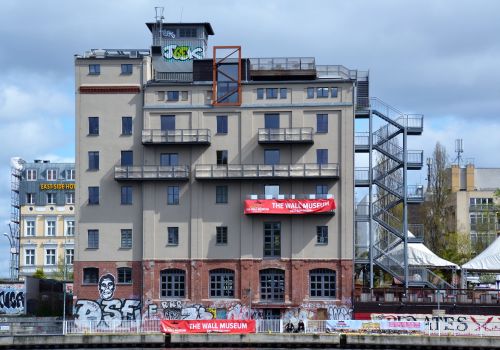 The Wall Museum