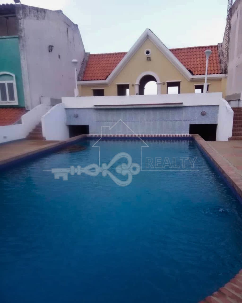 Espectacular Town House en los canales de Rio Chico — foto 3