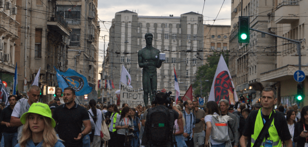 The student version of Pobednik moves through central Belgrade together with a procession of students and citizens