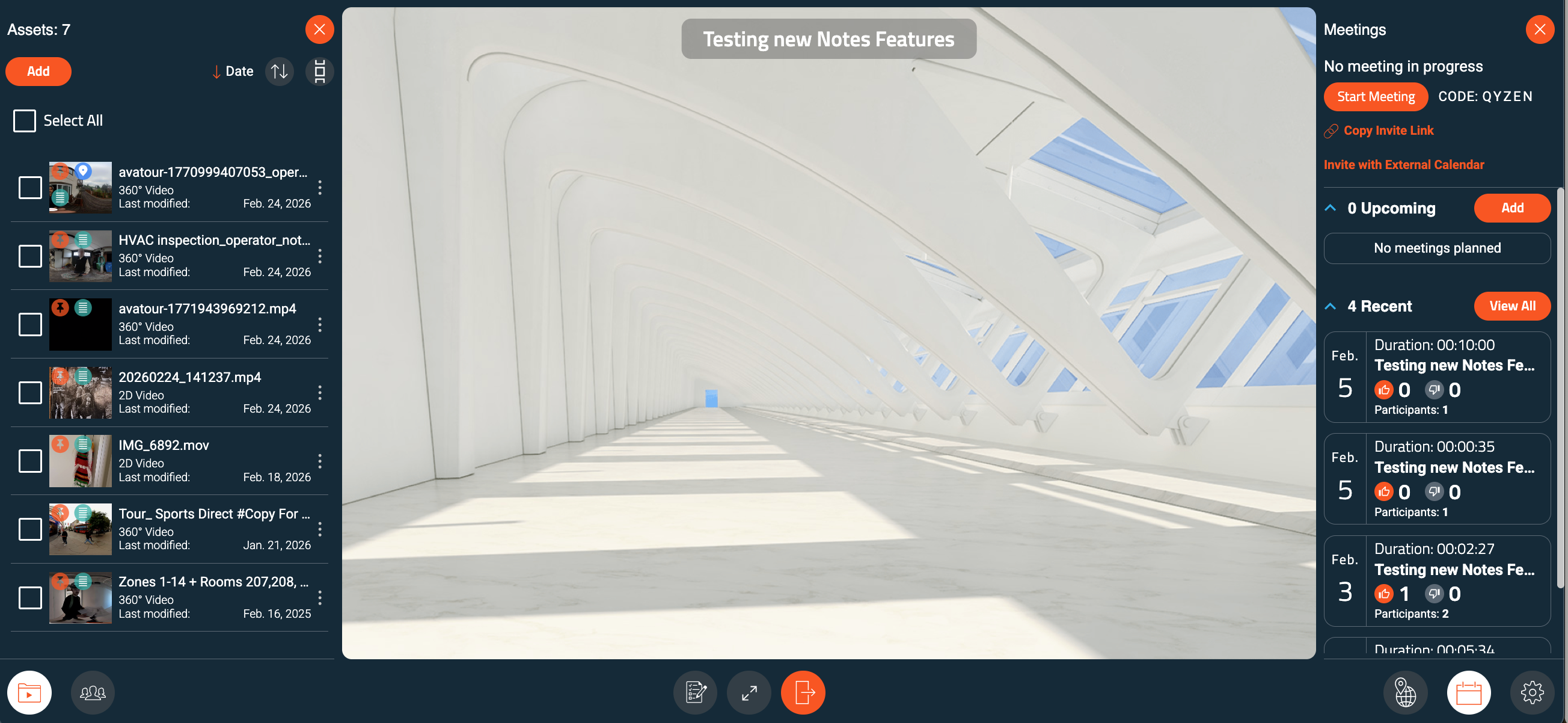 Espace de travail Avatour avec panneau des ressources, canevas vide et panneau des réunions