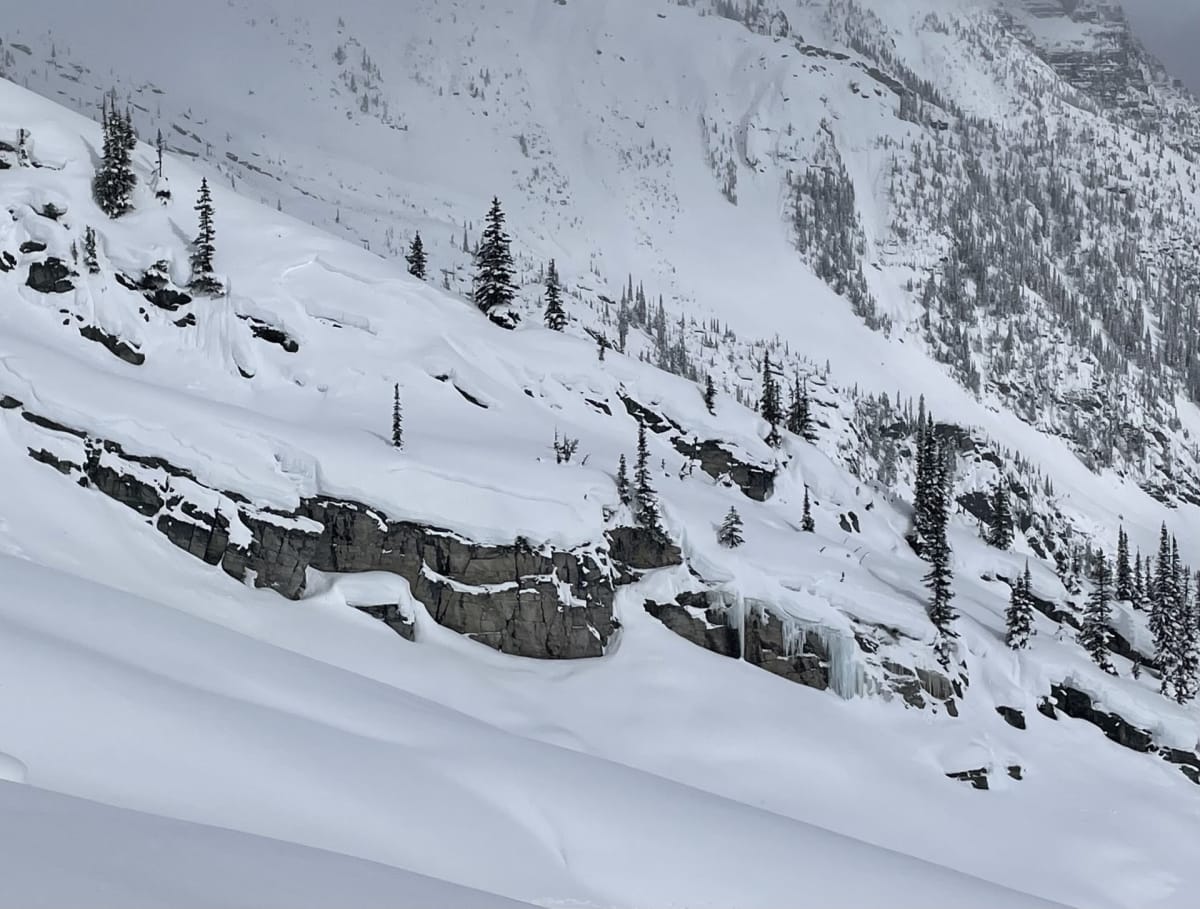 Other avalanches in unsupported terrain.