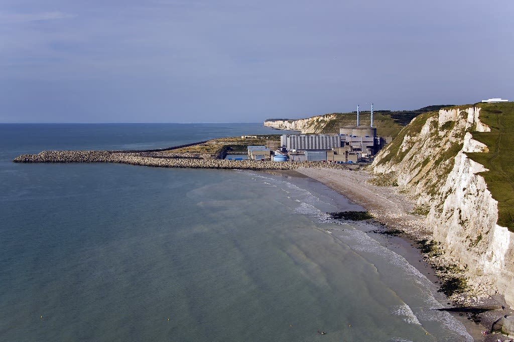 Vue aérienne de la centrale nucléaire de Penly