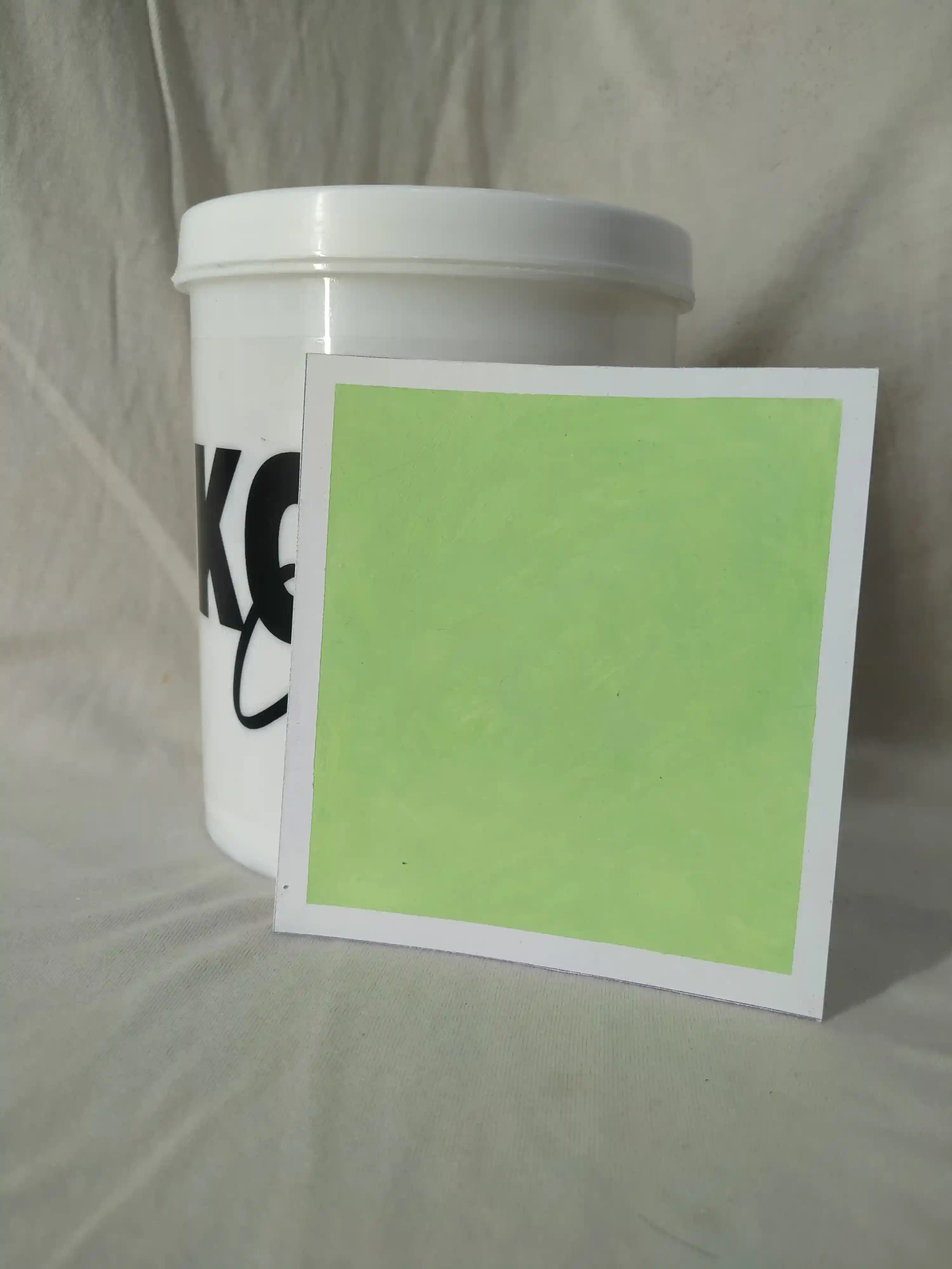 Lemon Green Lime Wash Texture Paint India - kolor canvas