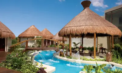 Complimentary Perks at Dreams Resorts & Spas!