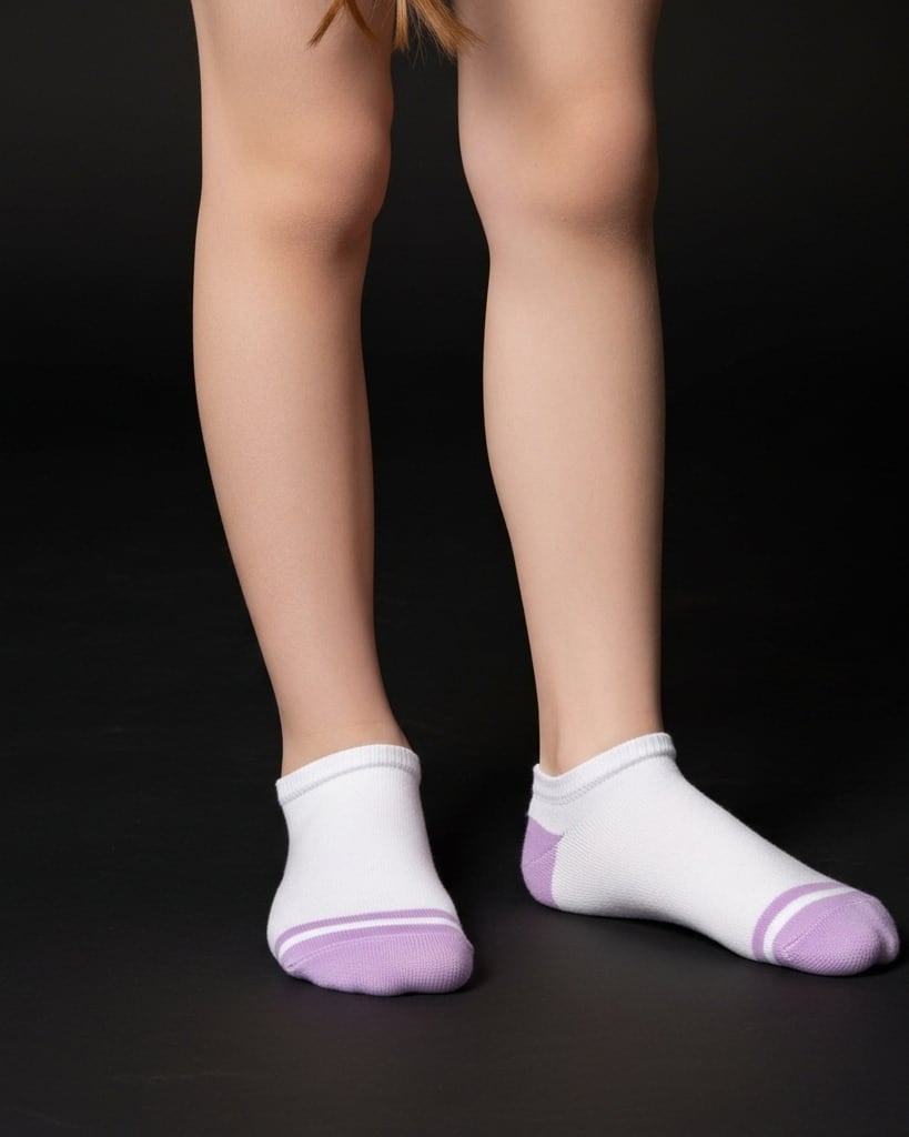 White & Lavender Ankle Socks with Striped Design – Soft Everyday Comfort