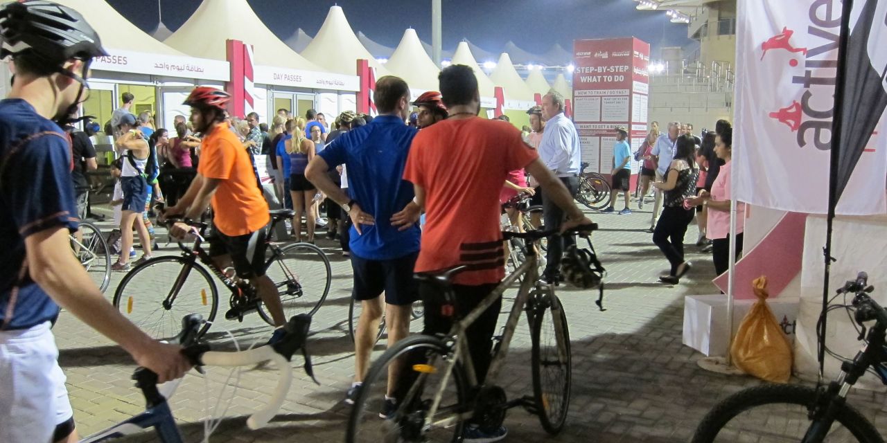 ᐅ Abu Dhabi Radfahren auf der Formel 1Strecke