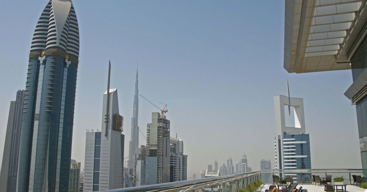 Dubai Arbeiten In Den Hochsten Wolkenkratzern Der Welt Reisemagazin Holidaycheck