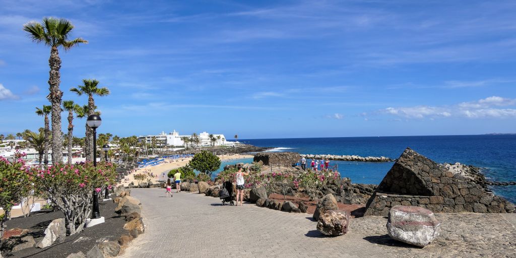 ᐅ Playa Blanca auf Lanzarote Reisemagazin