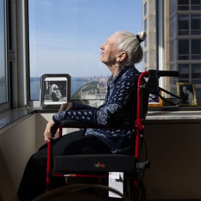 Pioneering Geneticist Chooses Uncertainty Over Huntington’s Test: A Personal and Ethical Dilemma