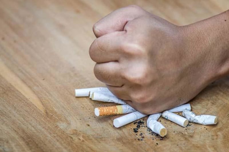 Quitting Smoking Linked to Lower Dementia Risk, But Post Cessation Weight Gain May Undermine Benefits
