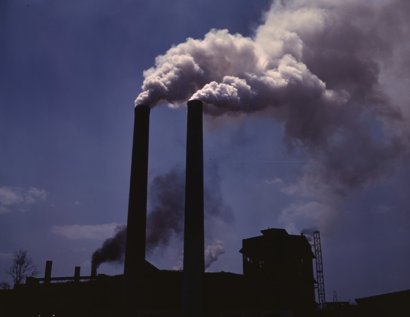 Short Term Air Pollution Exposure Alters Lung Function and Brain Activity, Study Finds