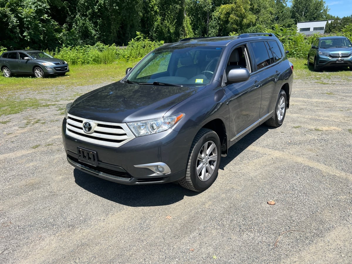 2013 Toyota Highlander SE