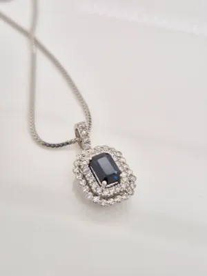 14 KT White gold Saphire and diamond necklace