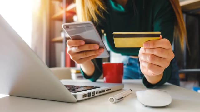 Transforming Online Credit: How Decision Engines Support Credit Access for Women