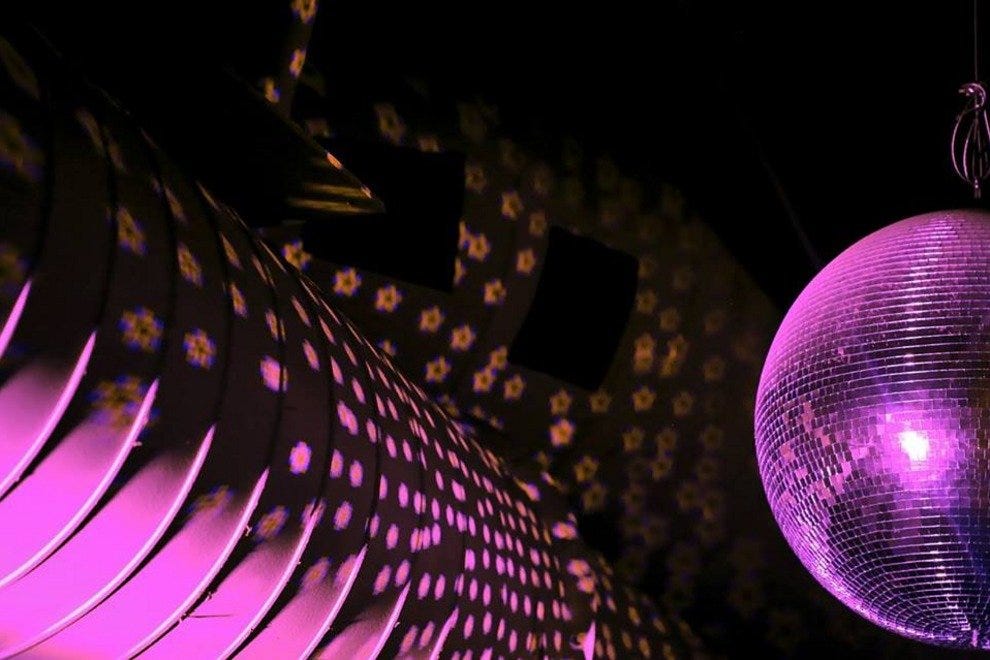 СТАТБАД БЕРЛИН 11111 СТАТБАД БЕРЛИН