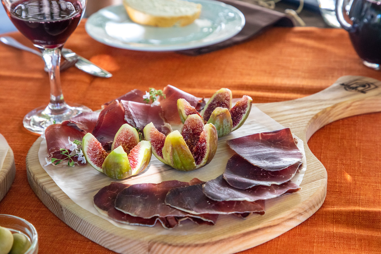 Свежий инжир, дикий кабан и прошутто из оленей 11 Свежий инжир, дикий кабан и прошутто из оленей