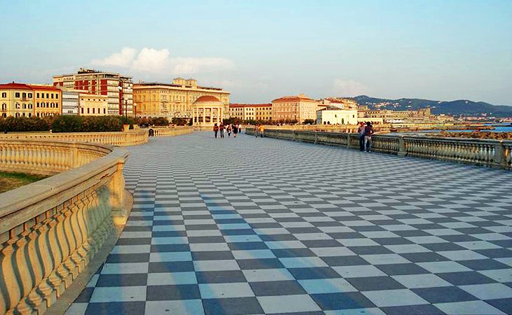 Terrazza Mascagniт Ливорно, Италия 11 Terrazza Mascagniт Ливорно, Италия