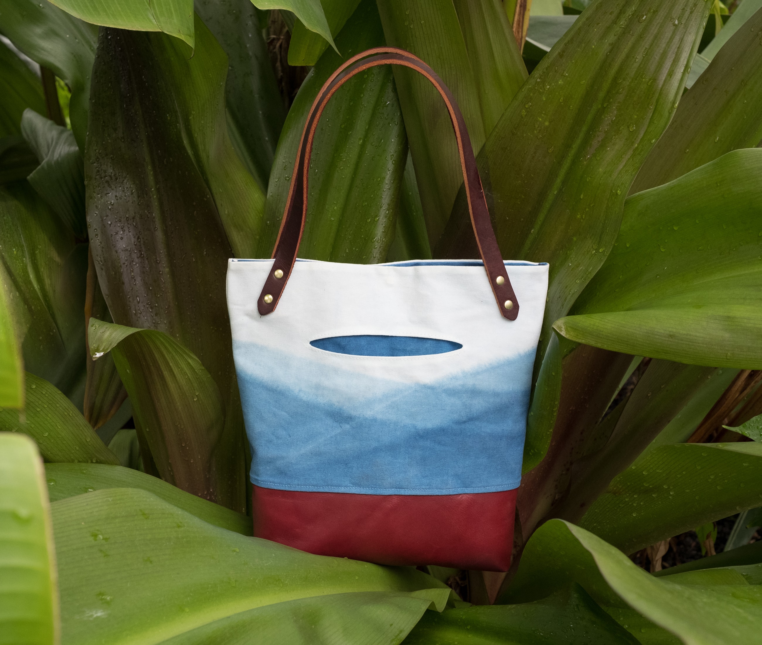 Small tote indigo mountain maroon leather lookbook1 by Azellaz