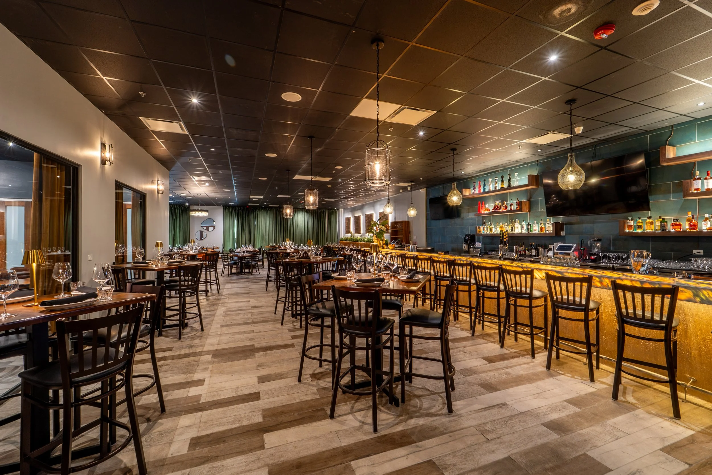 Bottles Dorado Restaurant