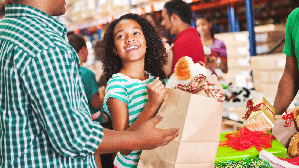 How to Make Giving a Part of Your Holiday Fun How to Make Giving a Part of Your Holiday Fun