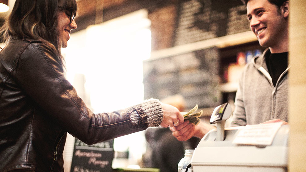 Should You Pay With Cash? Should You Pay With Cash?