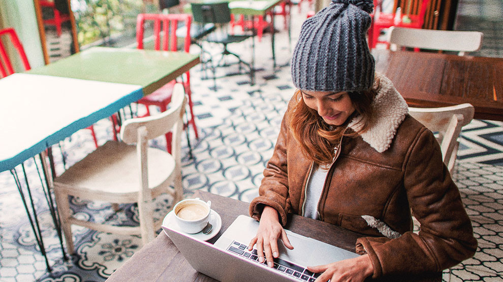 How to Keep Holiday Spending in Check this Year How to Keep Holiday Spending in Check this Year