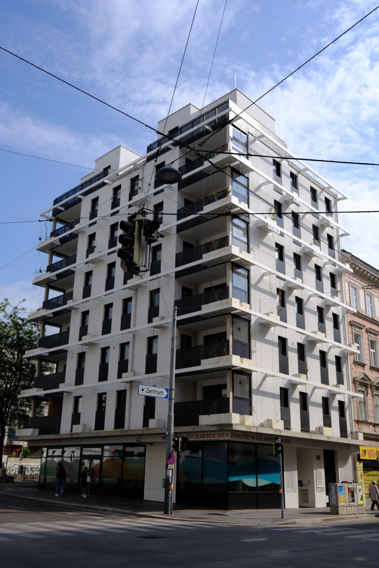 Schönbrunner Straße 76