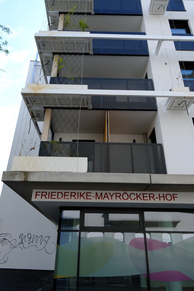 Schönbrunner Straße 76