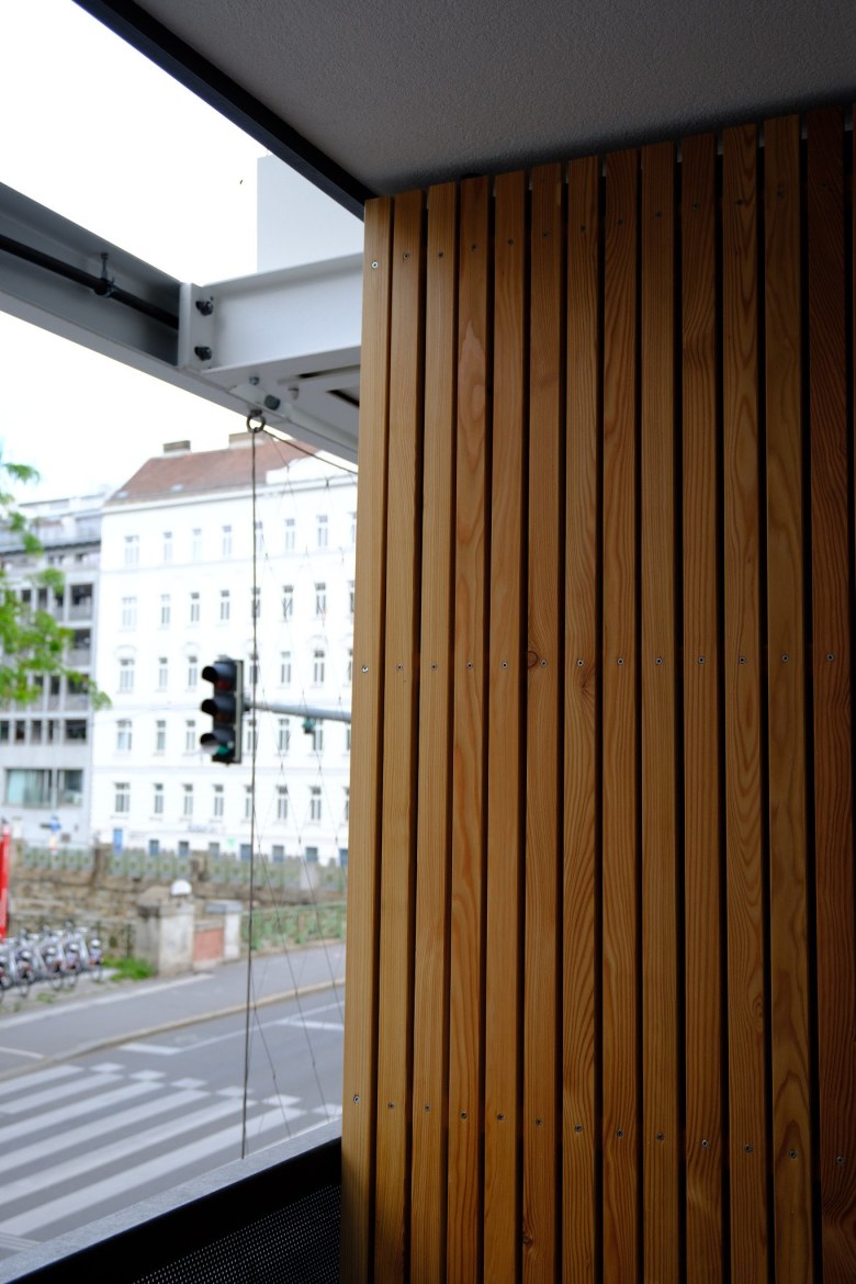 Schönbrunner Straße 76