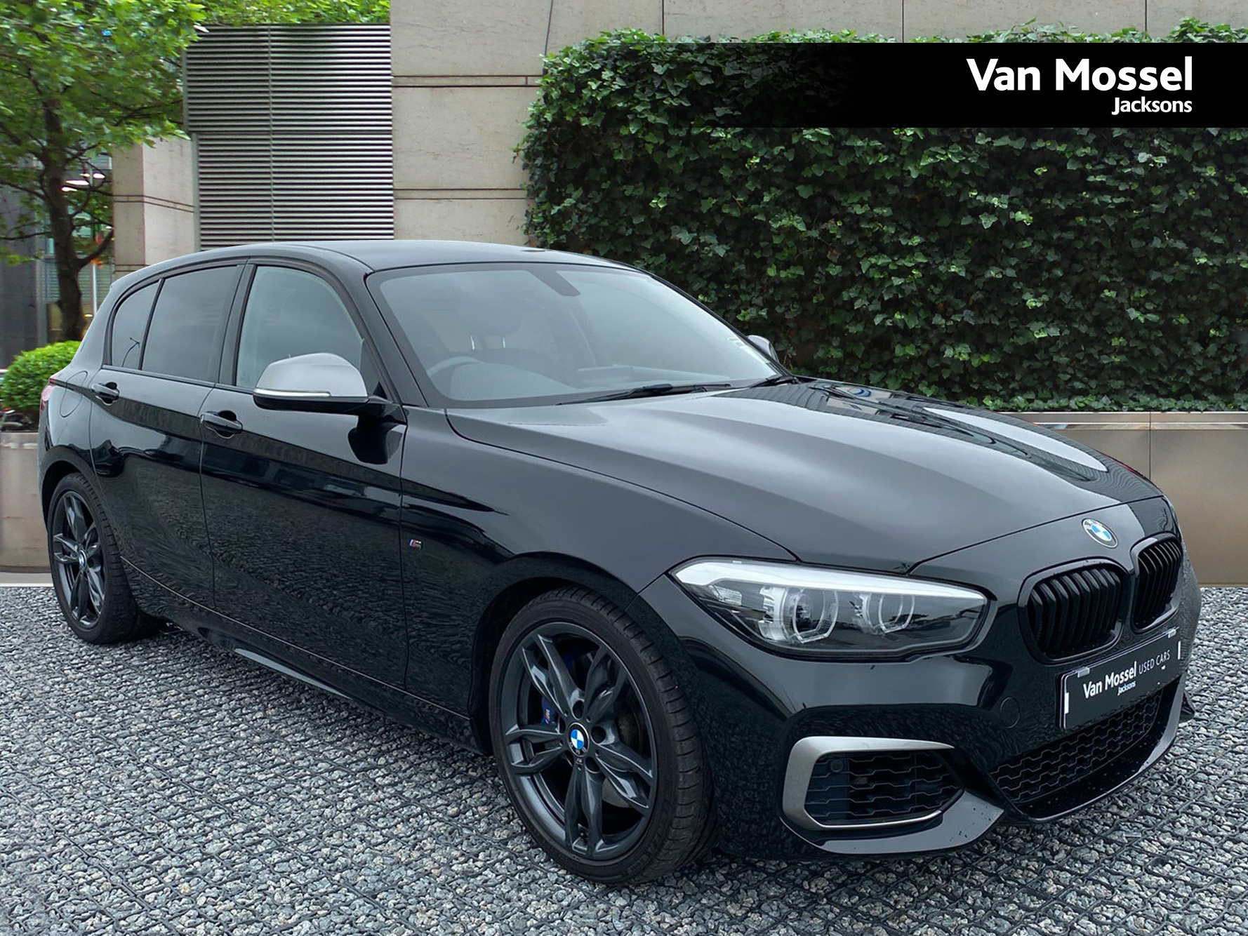 BMW 1 Series M140i Shadow Edition