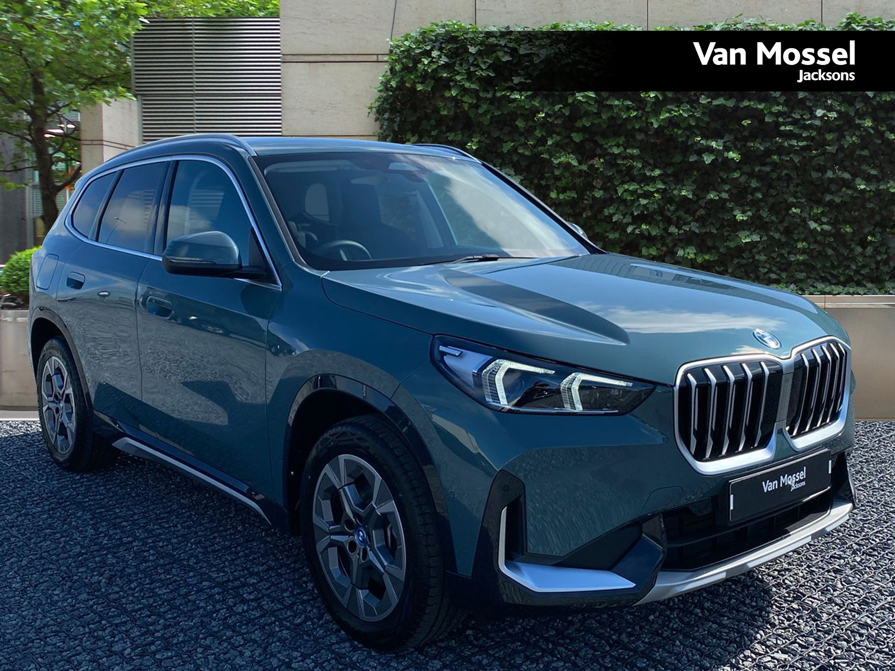 BMW X1 xLine