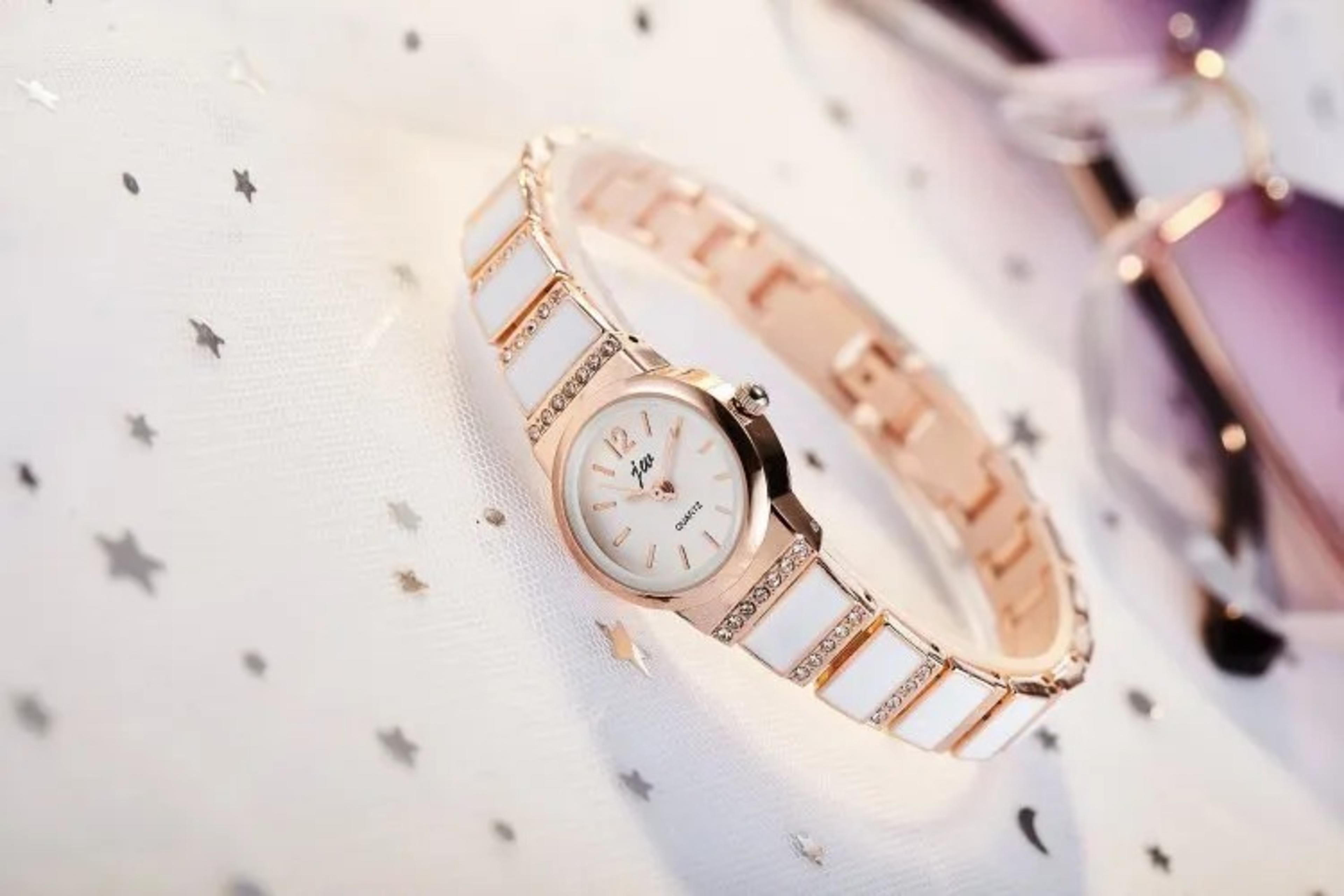 Elegant Watches for Women Quartz Watches Gold Sliver Metal Band Ladies Reloj Female Bracelet Orologio Diamond Mini Case Wristwatch alternate