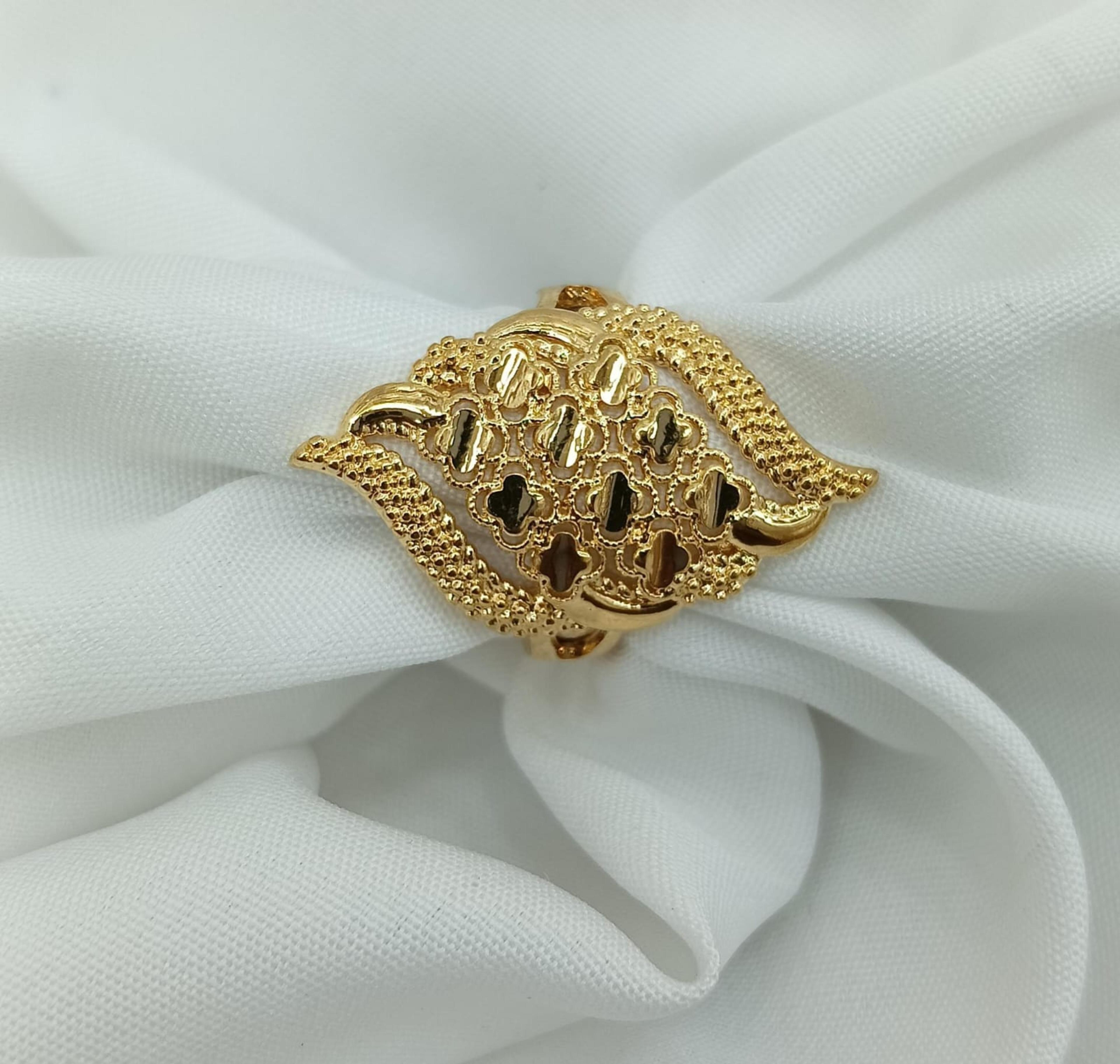 Gold plated beautiful degain adjustable finger ring for women view 3