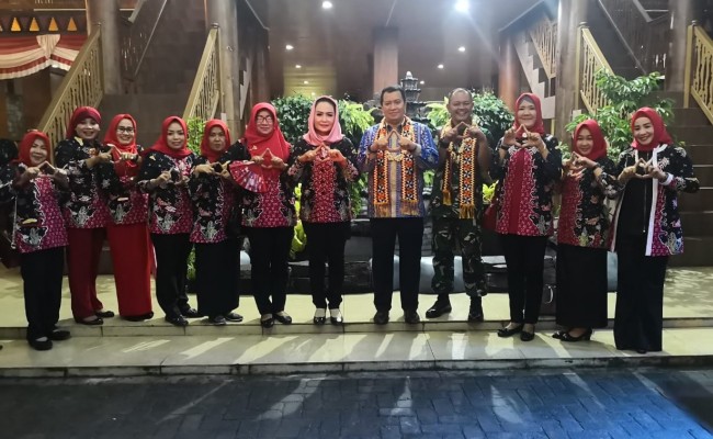 Kapolda Lampung Memuji Anjungan Tulang Bawang Lampung Fair 2019