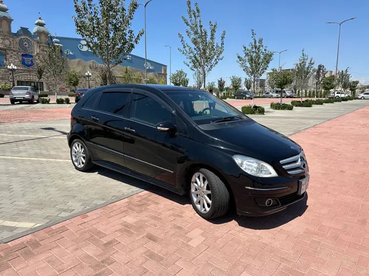 Mercedes-Benz B-Class