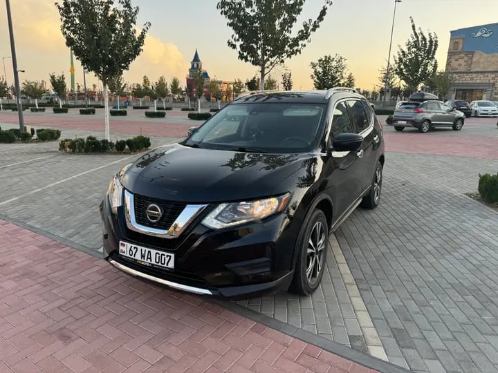 Nissan Rogue