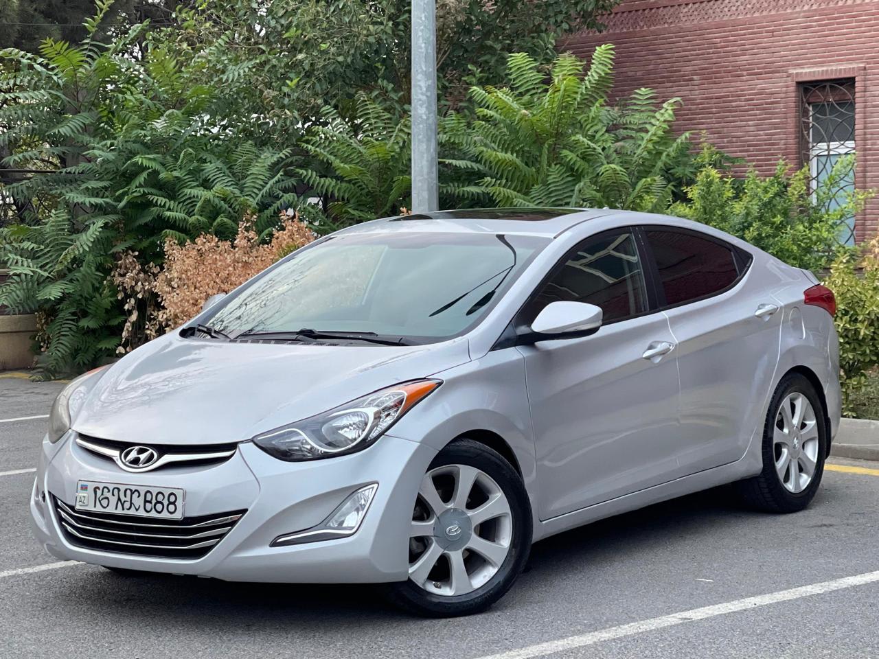 Hyundai Elantra