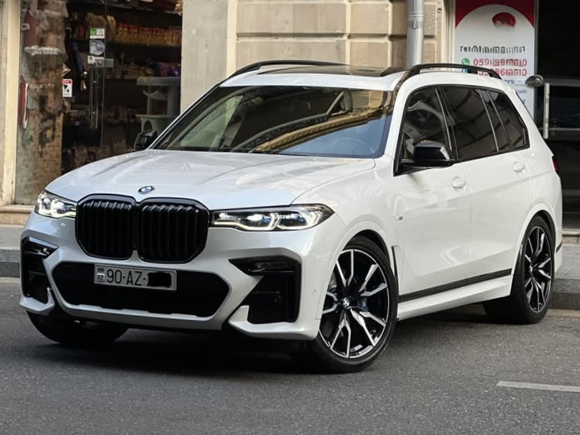BMW X7