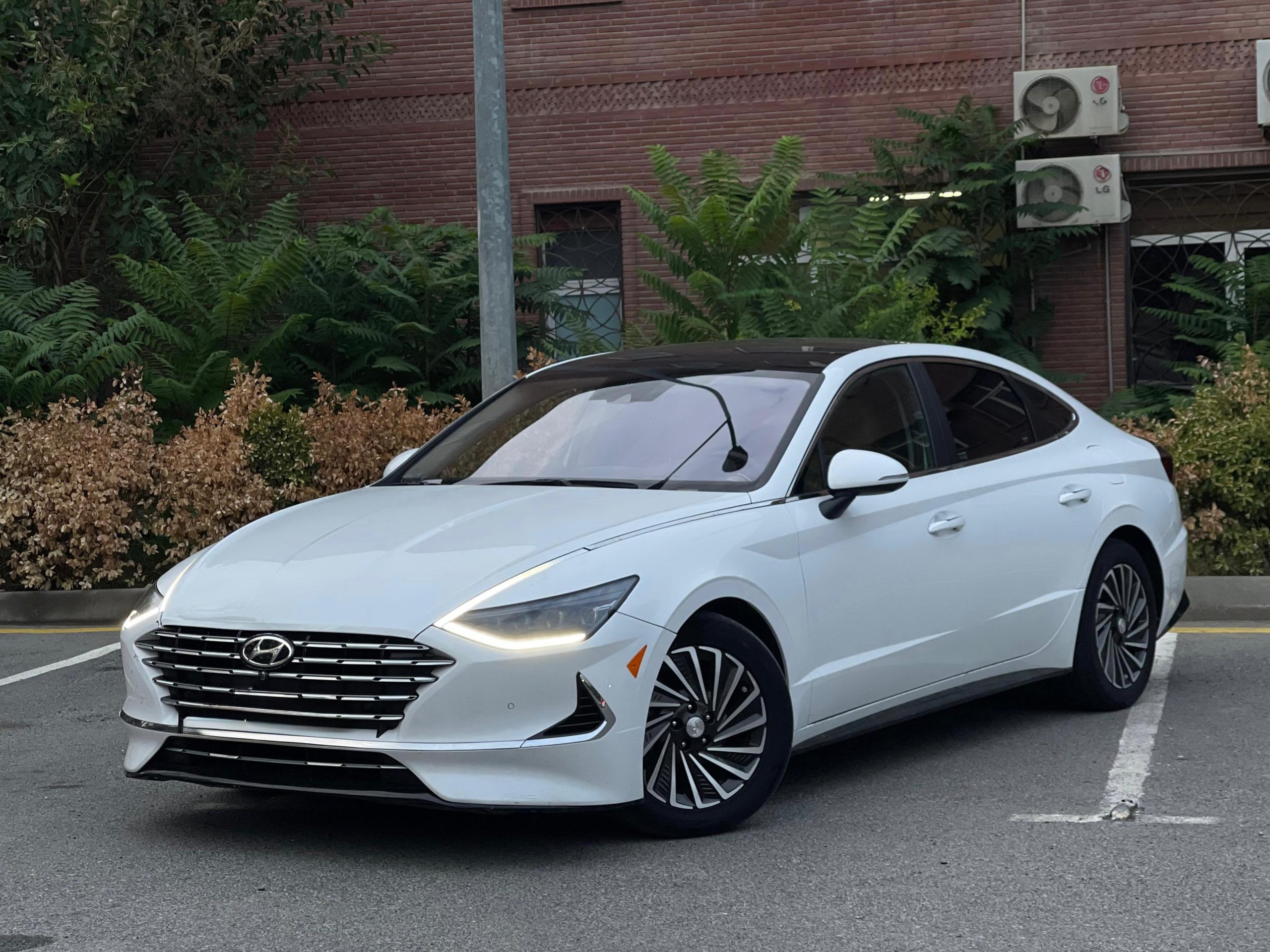 Hyundai Sonata 2020 — airport car rental